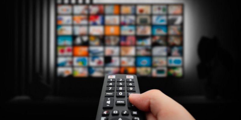 Která online televize vás nadchne poměrem cena/výkon? Skylink, Lepší TV, Telly, O2 TV a další bez set-top boxu!