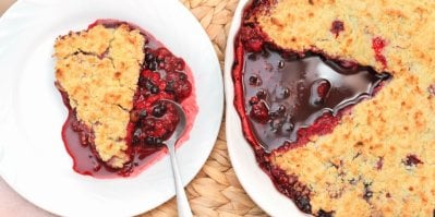 Vyzkoušejte ovocný crumble: Jednoduchý dezert s tou nejkřupavější krustou, jakou si dovedete představit