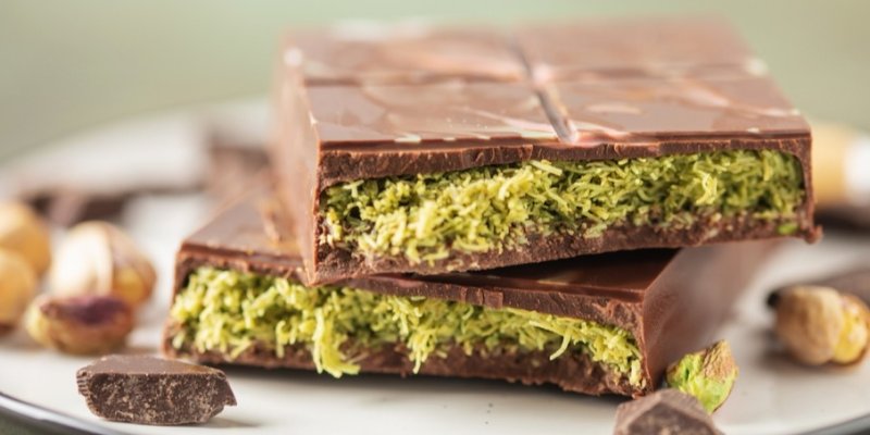 Udělejte si virální dubajskou čokoládu doma! Tento recept ze 6 surovin zvládnete levou zadní