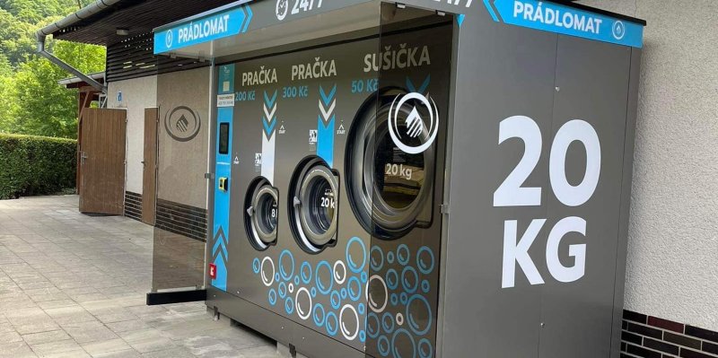 Prádlomaty na ulici dobývají ČR! Kolik stojí vyprání? Největší zájem je v menších městech, říká jejich majitel