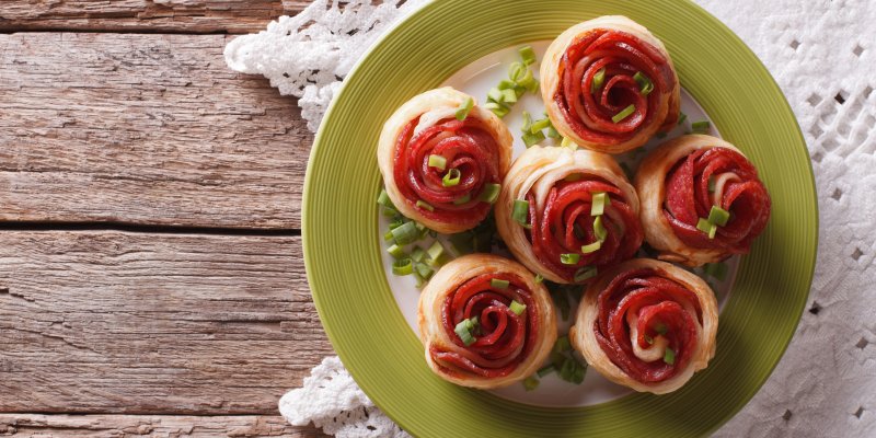 Valentýn ve velkém stylu: Pizza růže, které zvládne každý!