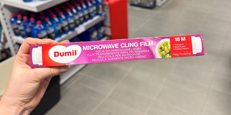 Parádní vychytávka! Díky fólii z Actionu za 19,90 Kč bude jídlo z mikrovlnky vždy šťavnaté a perfektně ohřáté