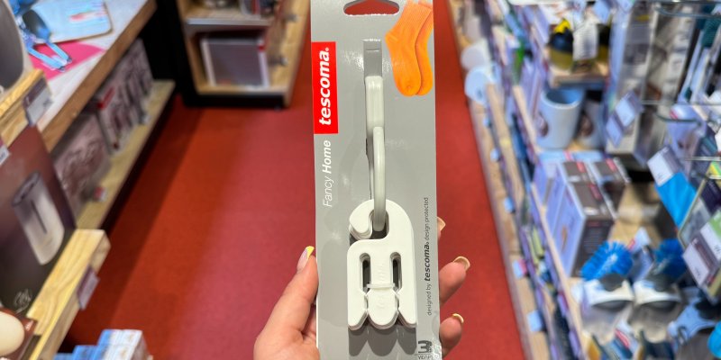 Ztracené ponožky? Už nikdy díky nenápadným klipsům na ponožky z TESCOMY za 49 Kč