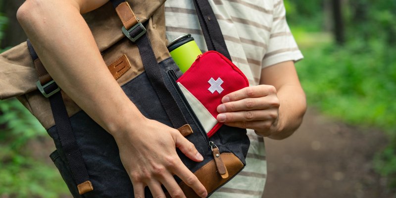 KPZ krabička: Pořádná záchrana v kapse pro každého cestovatele. Kromě dezinfekce má obsahovat i multifunkční věci