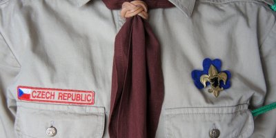 Detail skautské uniformy