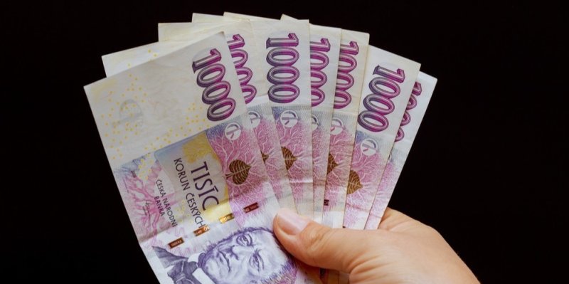 „Kolik vyděláváš?“ Jen 46 % Čechů nemá problém mluvit o svém platu, ukázal průzkum
