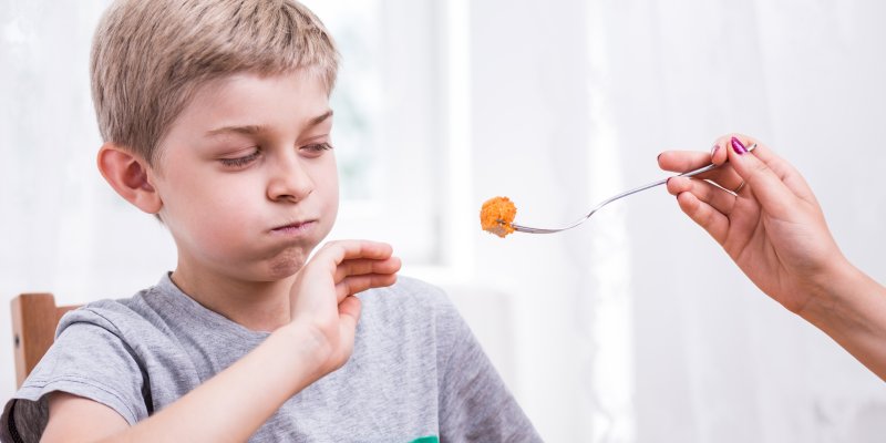 „Dcera maso milovala, teď se jí z něj zvedá žaludek.“ Odbornice radí, co dělat s dětmi, které odmítají jíst maso