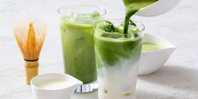 Ledové matcha latte