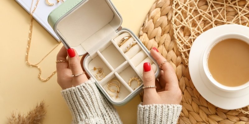 Laciné šperky mohou být draze vykoupené naším zdravím. Tyhle nenoste, hlavně ne děti