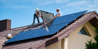 ČOI odhalila nedostatky u všech kontrolovaných solárních panelů. Trh s fotovoltaikou potřebuje přísnější dohled