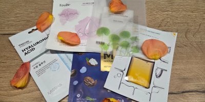 Redakční test oblíbených plátýnkových korejských masek na obličej: Na celé čáře vyhrála ta nejlevnější za 40 korun