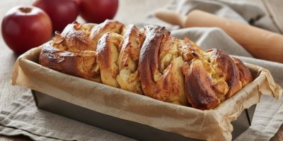 Zamotaná jablková babka, která provoní celý byt a chutná jako podzim v nejjemnější podobě