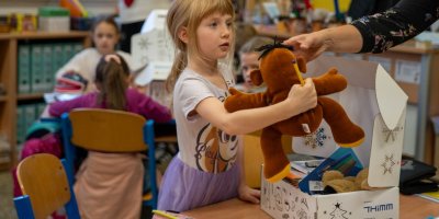 Vánoce nemusí být smutné. Sbírka Krabice od bot opět pomůže dětem v nouzi