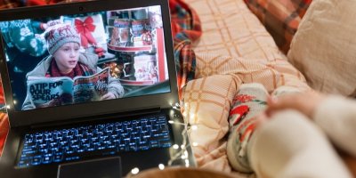 Kvíz: Vánoční filmy, bez kterých si neumíme svátky představit. Znáte jejich děj? Předveďte se