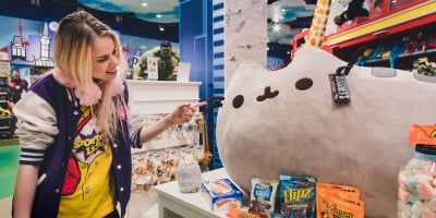 Bývalé Hamleys v centru Prahy po dvou letech končí. Obří zábavní centrum The Playground nahradí prodejna s oblečením