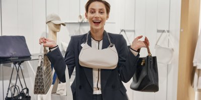 Kabelka jako zrcadlo vaší osobnosti: Co o vás prozradí ta, kterou nosíte každý den