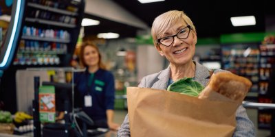 Zaplatil jsem celý nákup na samoobslužné pokladně. Přesto mě kvůli tašce za pár korun odvedli do kanceláře