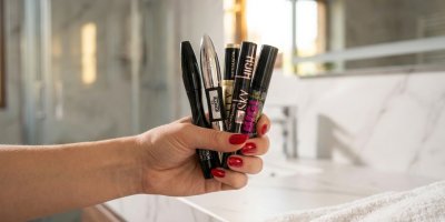 Redakční test prodlužujících řasenek z drogerie. „Ptali se mě, jestli mám umělé řasy,“ chválí vítěze recenzentka