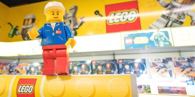 Nová dvoupatrová prodejna LEGO vyroste v centru Prahy, otevřít plánuje letos na podzim