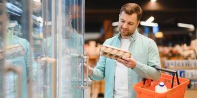 Česko pokryje jen 80 % spotřeby vajec. Dovoz roste a ceny zůstanou vysoko. Odkud pochází vajíčka, která kupujeme?