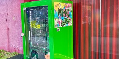 HHC zmizí z obchodů i automatů. Vláda ho zakázala a držení bude postihované