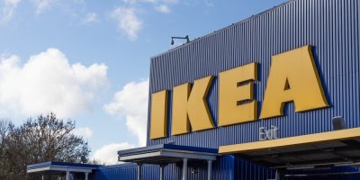 IKEA zmenšuje prodejny a pouští dovnitř Decathlon. Mění tím zavedený model