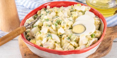 Jarní vaječný salát: Tohle je nejjednodušší řešení, jak zužitkovat vařená vejce a pochutnat si