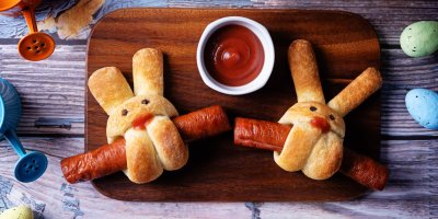 Králíček z těsta a párku letos frčí. Jakmile ho zkusíte, budete ho dělat znovu a znovu