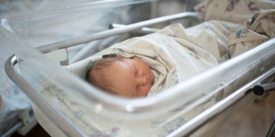 Porodní asistentka radí, co ve výbavičce opravdu využijete a co zaplatí pojišťovna