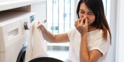Za zápach pračky může i její přehnané čištění, vysvětluje servisní technik