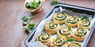 Jarní pizza šneky: S kopřivami jsou lehčí a mají úplně jinou chuť