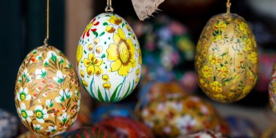 Proč naši předkové nesnášeli „vejdunky“? A co jsou to hrkací kraslice?