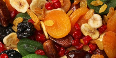 Různé sušené ovoce