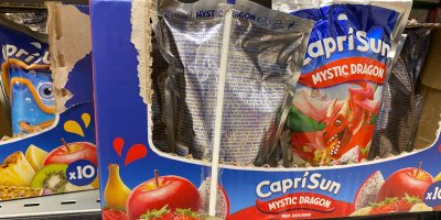 Výrobce Capri-Sun bojuje za návrat plastových brček. S peticí nepochodil, má ale další řešení