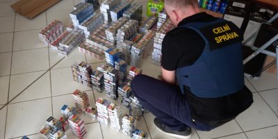 Ne každé cigarety z dovolené spadají pod osobní spotřebu. Celníci upozorňují, kdy může hrozit sankce