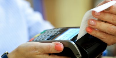 Reklamace bez účtenky: Obchod vás nemůže automaticky odmítnout. Postačí i výpis z účtu nebo svědek