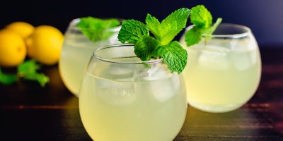 Turecká limonáda z citronů, pomeranče a máty: Recept na svěží domácí nápoj, který Turci milují