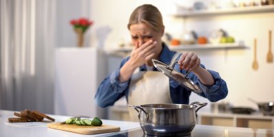 Babičky vinily z kyselého mléka bouřku. Jídlo se před ní skutečně může kazit rychleji, ale z jiného důvodu