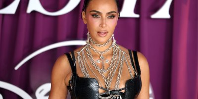 Kim Kardashian svázali v pařížském hotelu a vzali jí šperky za miliony. Po devíti letech padl verdikt