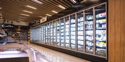 Chladicí box v supermarketu