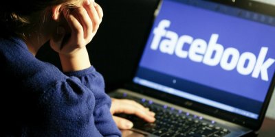 Facebook po celém světě blokuje účty. Stačí podezřelá aktivita a můžete přijít o profil i práci