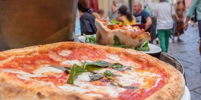 Pizza skončila až druhá. Nejlepším jídlem světa je podle žebříčku paraguayská specialita, Češi bodují frgálem