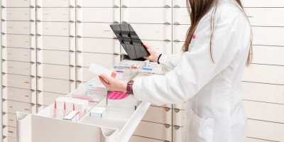 Úřady prověřují 4 přípravky s železem. U některých pacientů hrozí měknutí kostí a zlomeniny i po jedné dávce