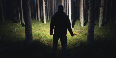 Nový trend v houbaření: V noci s čelovkou na hlavě prý najdete houby i na vysbíraných místech