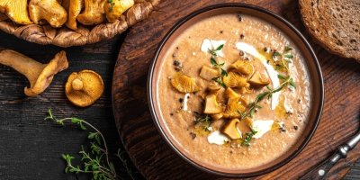 Lišková polévka se smetanou a bylinkami: Jednoduchý recept i pro začátečníky v kuchyni