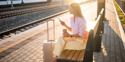 Rychlíky Praha–Hradec–Trutnov má jezdit RegioJet. České dráhy s výsledkem nesouhlasí