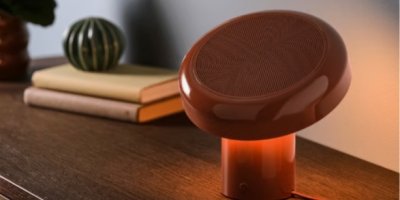 IKEA prodává lampu, která svítí i hraje. Její odvážný design ale nesedne každému