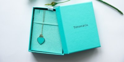 Tiffany: Proč je slavná krabička modrá a nelze ji koupit?