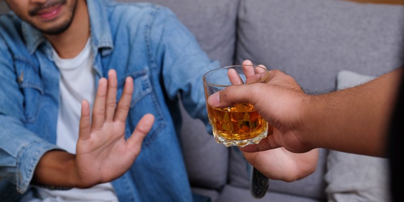 Co se stane s vaším tělem, když přestanete pít alkohol? Zlepší se vám zdraví, zhubnete a pleť se vyčistí