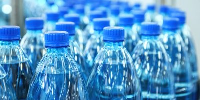 Test balených vod: Zdraví škodlivé látky obsahují levné i drahé balené vody. Které vůbec nekupovat?